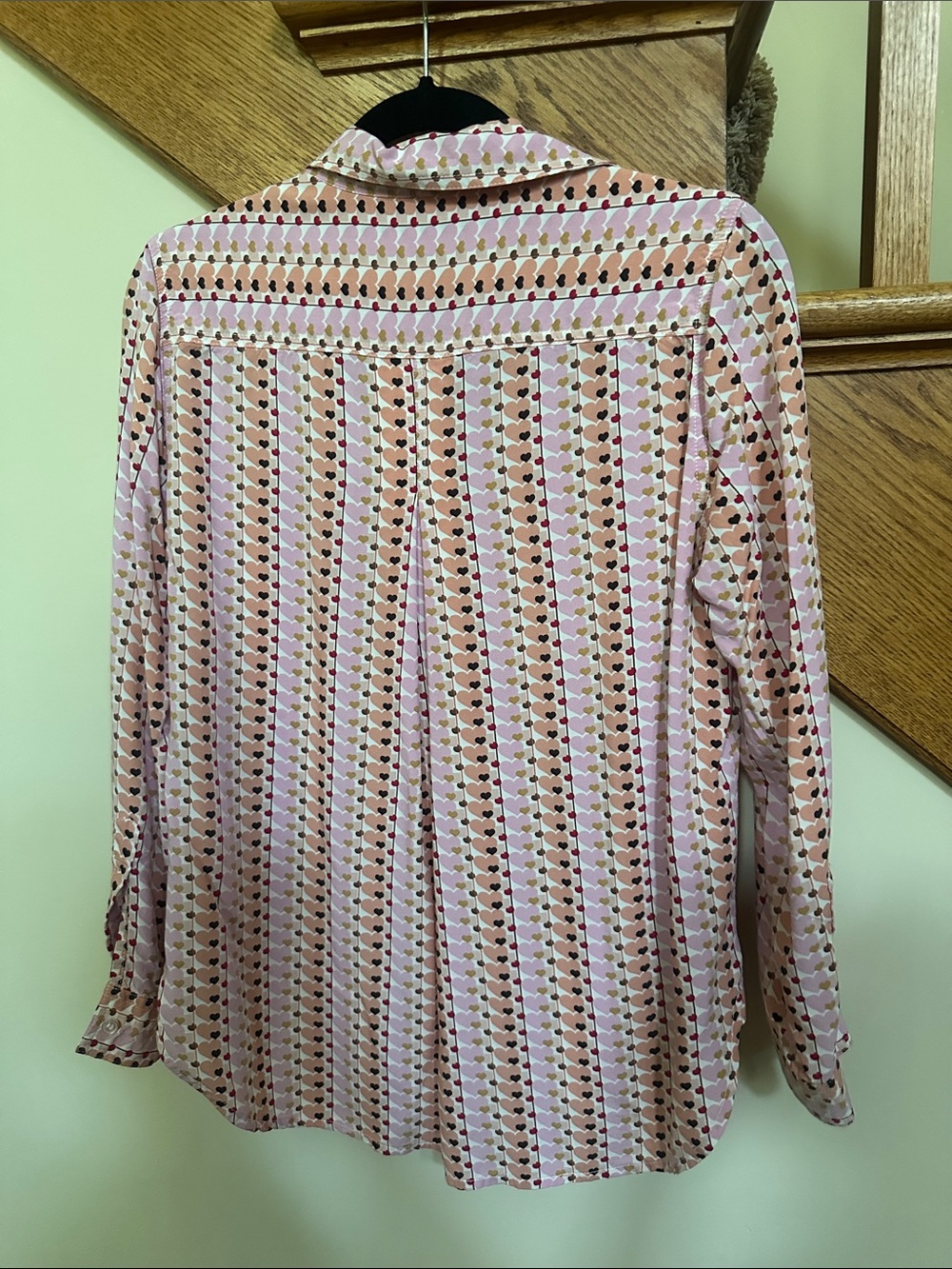 Heart Patterned Button-Up Blouse - Picture 4 of 4